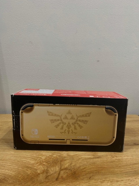Konsola Nintendo Switch Lite Hyrule Edition Używana