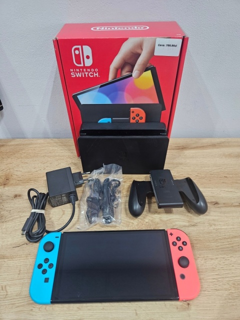 Nintendo Switch OLED Używany