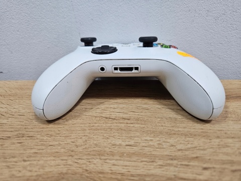 Pad Xbox Series Biały Używany