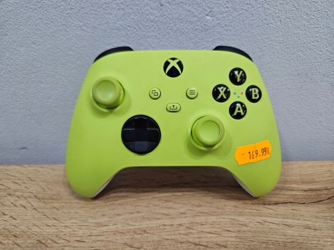 Pad Xbox Series Electric Volt Używany