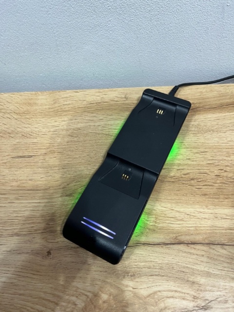 Stacja Ładująca do padów Xbox One PDP Używana