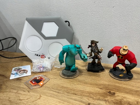 Zestaw Disney Infinity PS3 Playstation 3 Figurki + Gra Disney Infinity PS3 Playstation 3 Używane