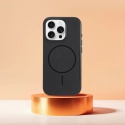 Etui na iPhone 17 Glossy Mag Cover zgodny z MagSafe czarne