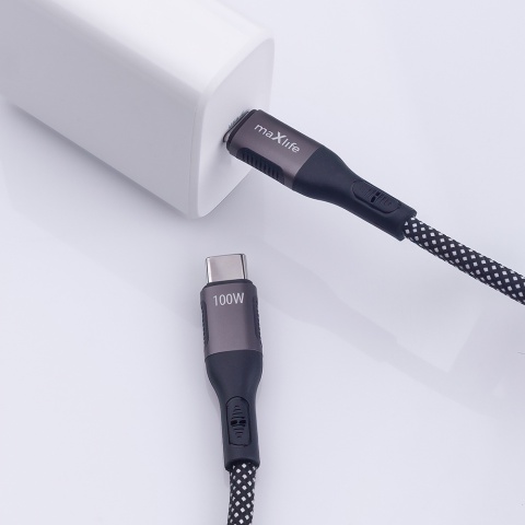 Maxlife kabel magnetyczny MXUC-11 USB-C - USB-C 1,0 m 100W czarny nylonowy