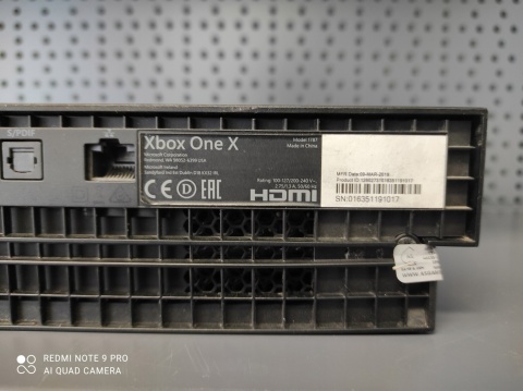 Konsola Microsoft Xbox One X 1TB Czarna Używana