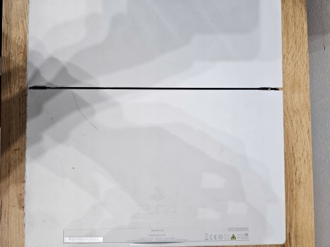 Konsola PS4 Playstation 4 FAT 500 GB Biały Używana