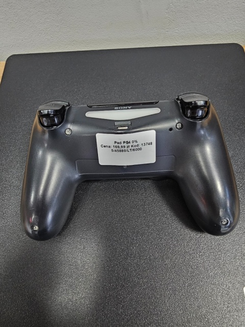 Konsola PlayStation 4 Slim 750GB + Oryginalny Pad DualShock 4 | Używana Konsola PlayStation 4 Slim 750GB + Oryginalny Pad DualShock 4 | Używana