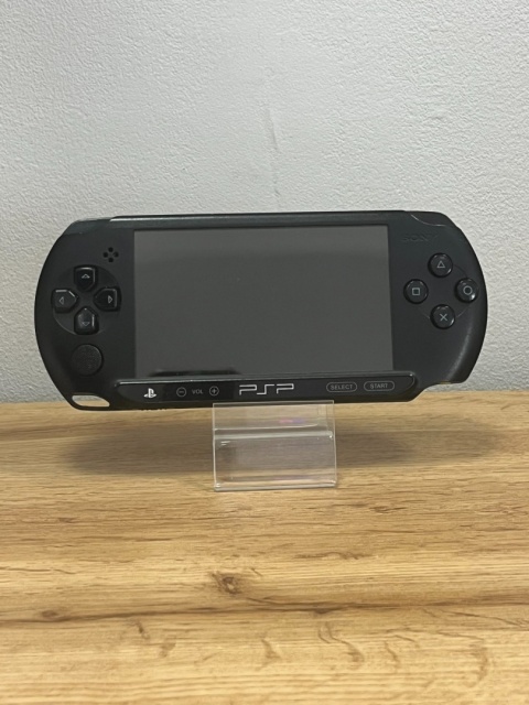 Konsola Playstation Portable PSP Street E1004 Używana Konsola Playstation Portable PSP Street E1004 Używana