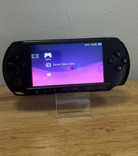 Konsola Playstation Portable PSP Street E1004 Używana Konsola Playstation Portable PSP Street E1004 Używana