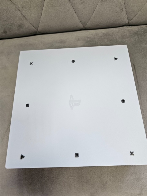 PlayStation 4 Pro Edycja Kolekcjonerska God of War 1 TB + Oryginalny Pad | Używana PlayStation 4 Pro Edycja Kolekcjonerska God of War 1 TB + Oryginalny Pad | Używana