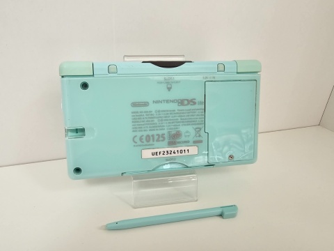 Konsola Nintendo DS Lite Turkusowa + Karta R4 Używana Konsola Nintendo DS Lite Turkusowa + Karta R4 Używana