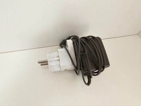 Konsola Nintendo DS Lite Turkusowa + Karta R4 Używana Konsola Nintendo DS Lite Turkusowa + Karta R4 Używana
