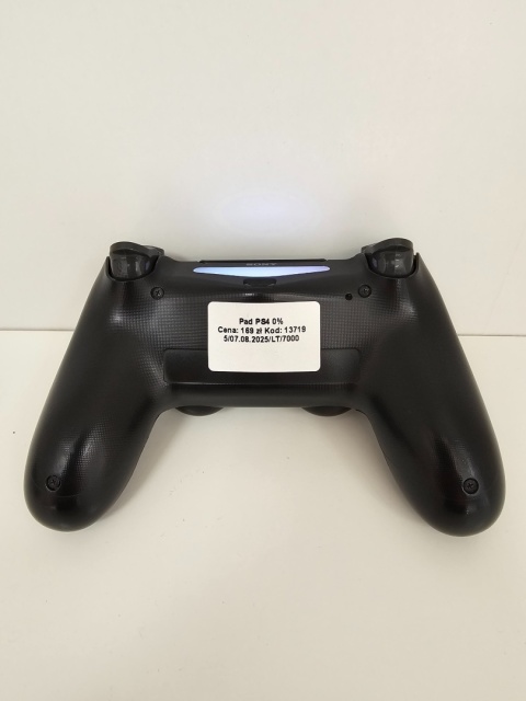 Kontroler SONY DualShock 4 Playstation 4 PS4 Czarny Używany Kontroler SONY DualShock 4 Playstation 4 PS4 Czarny Używany